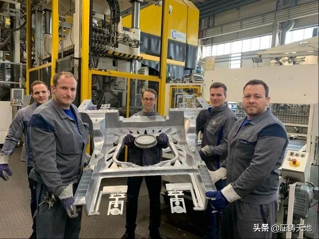 Volkswagen’s rear body one-piece aluminum die-casting prototype rolls off the assembly line