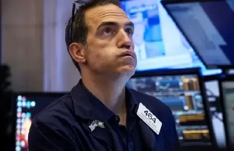 Recession fears hit S&P down 5.8% this week