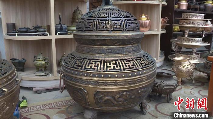 Minxian County, Gansu: Folk century-old copper and aluminum casting integrates Tibetan and Han culture to find a new path
