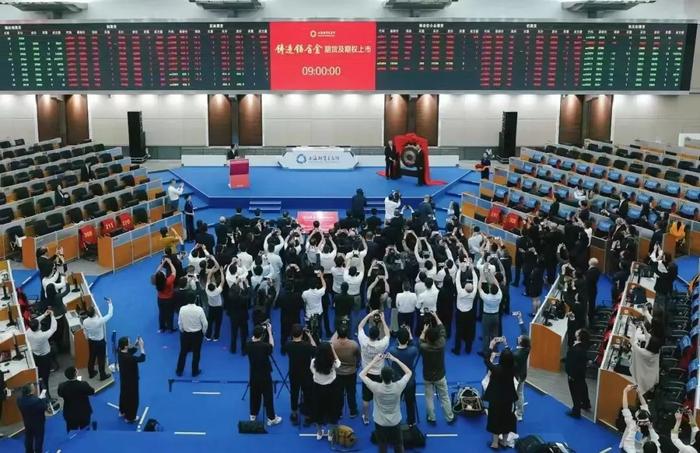 Warm congratulations to the listing of the foundry aluminum alloy futures options on the Shanghai Futures Exchange – China Reserve Co., Ltd. was approved as the first designated futures delivery database Warm congratulations to the listing of the foundry aluminum alloy futures options on the Shanghai Futures Exchange – China Reserve Co., Ltd. was approved as the first designated futures delivery database