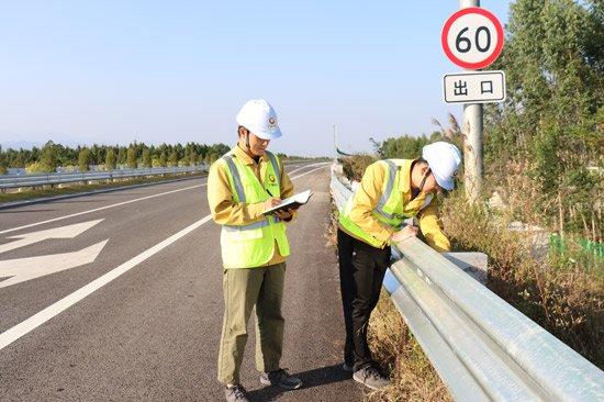 Gongcheng Branch: Founding first-class quality to create the “four roads” of Guanping Expressway