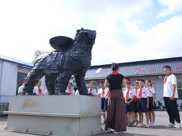 Xinhua District, Cangzhou City: Exploring the casting process and feeling the charm of casting Xinhua District, Cangzhou City: Exploring the casting process and feeling the charm of casting